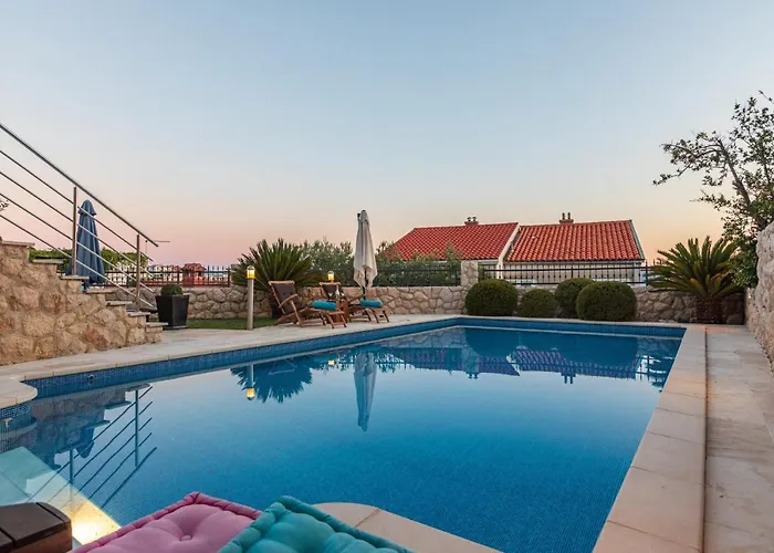 Old Olive, 3lovelyvillas * פודגורה