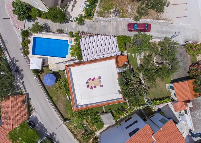 וילה Old Olive, 3lovelyvillas