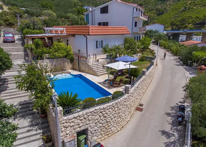 Old Olive, 3lovelyvillas * פודגורה